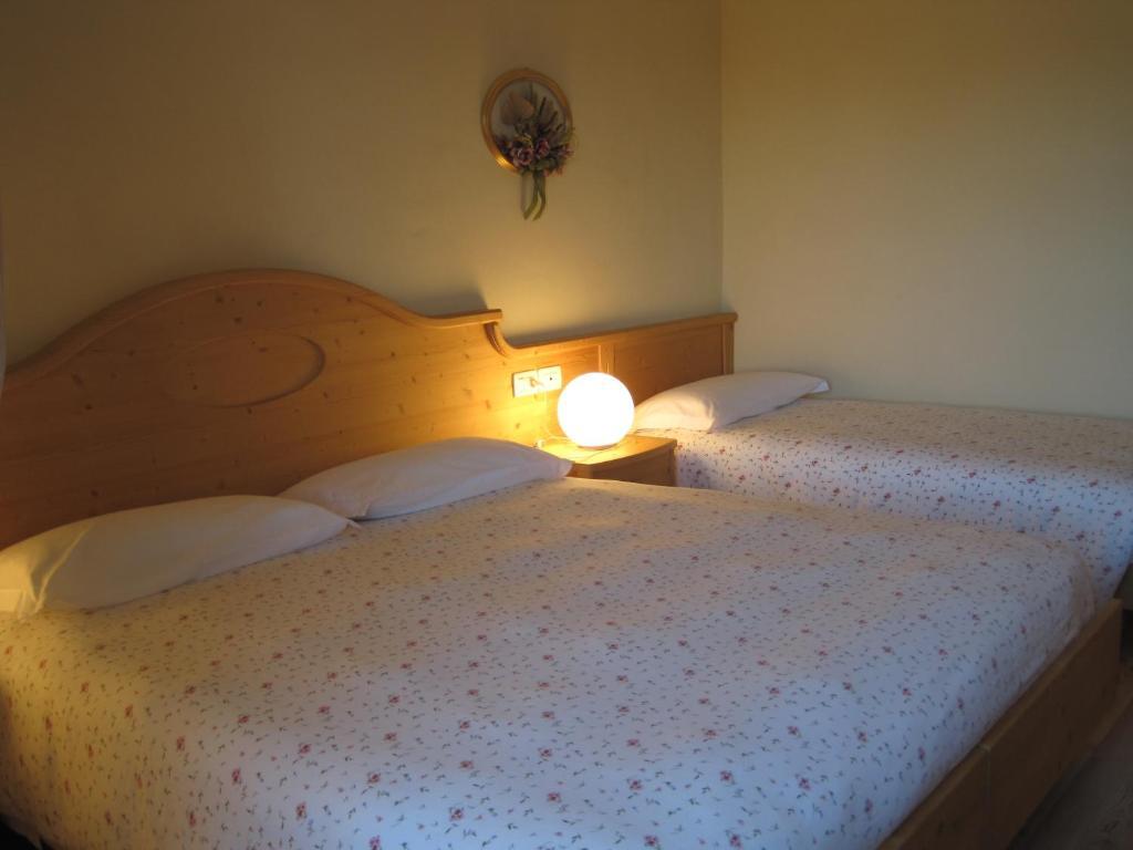 Romeno Agritur Maso San Bartolomeoヴィラ 部屋 写真